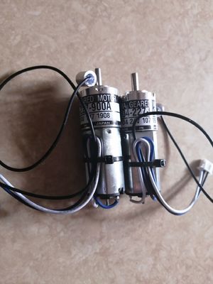 Sakurai Oliver Micro Geared Motor 904-227-900A DC24V Potentiometer 8mm